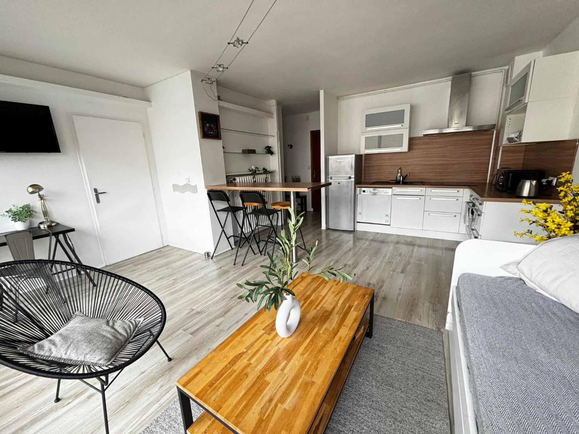 Appartement Hypercentre A 2 Min Du Lac 안시 외부 사진